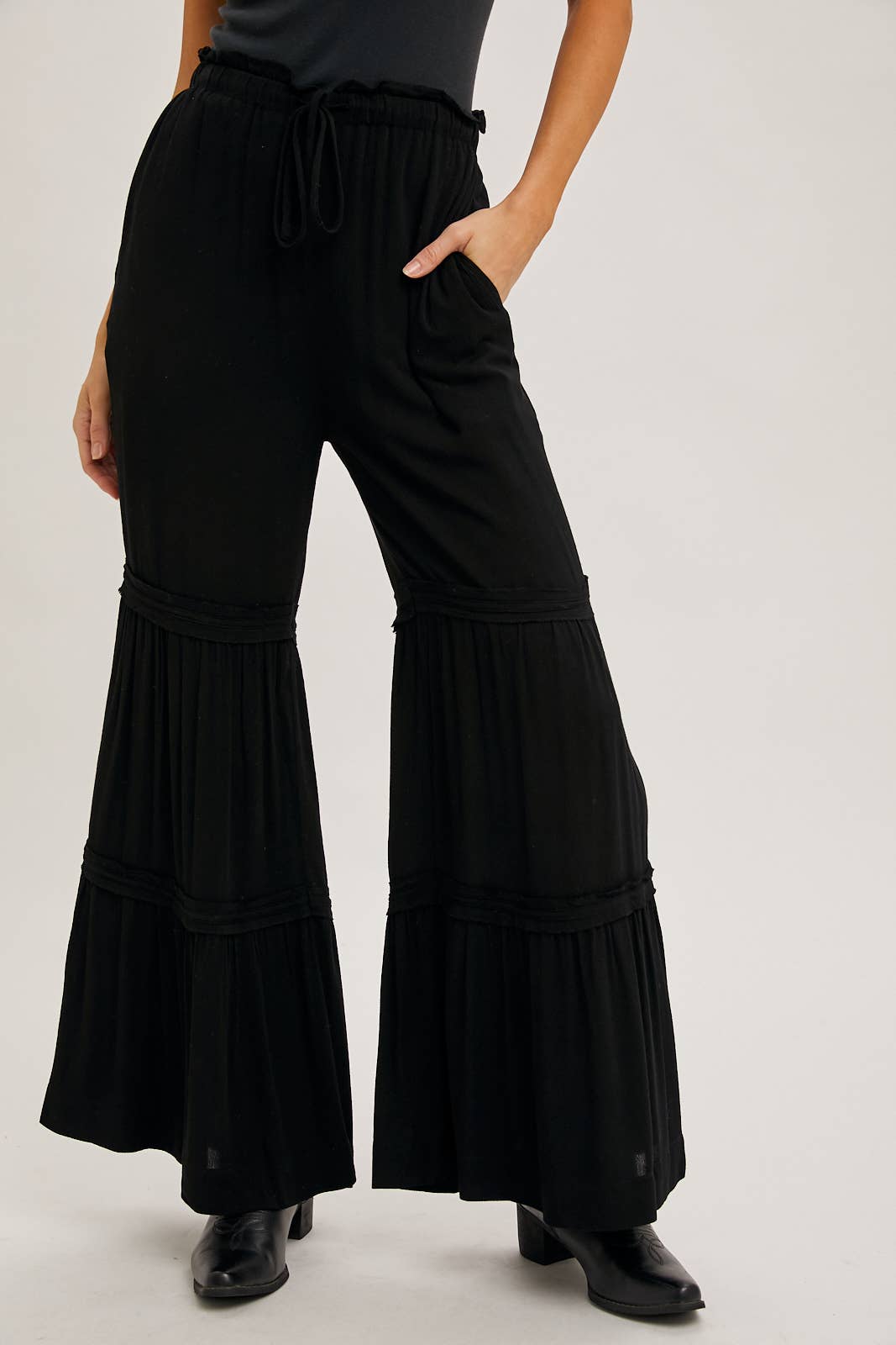 DRAWSTRING TIERED PALAZZO PANTS