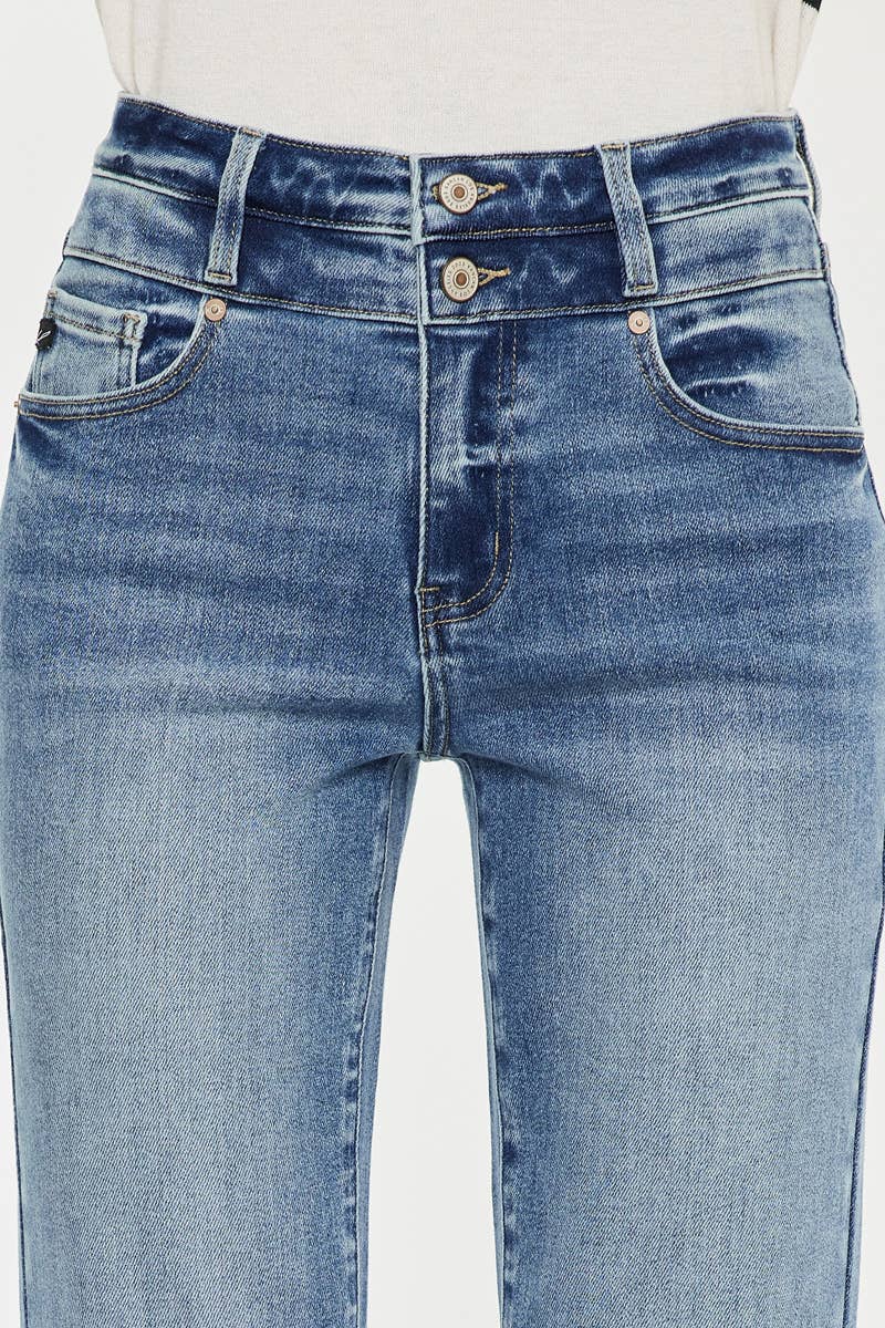 HIGH RISE SLIM STRAIGHT JEANS