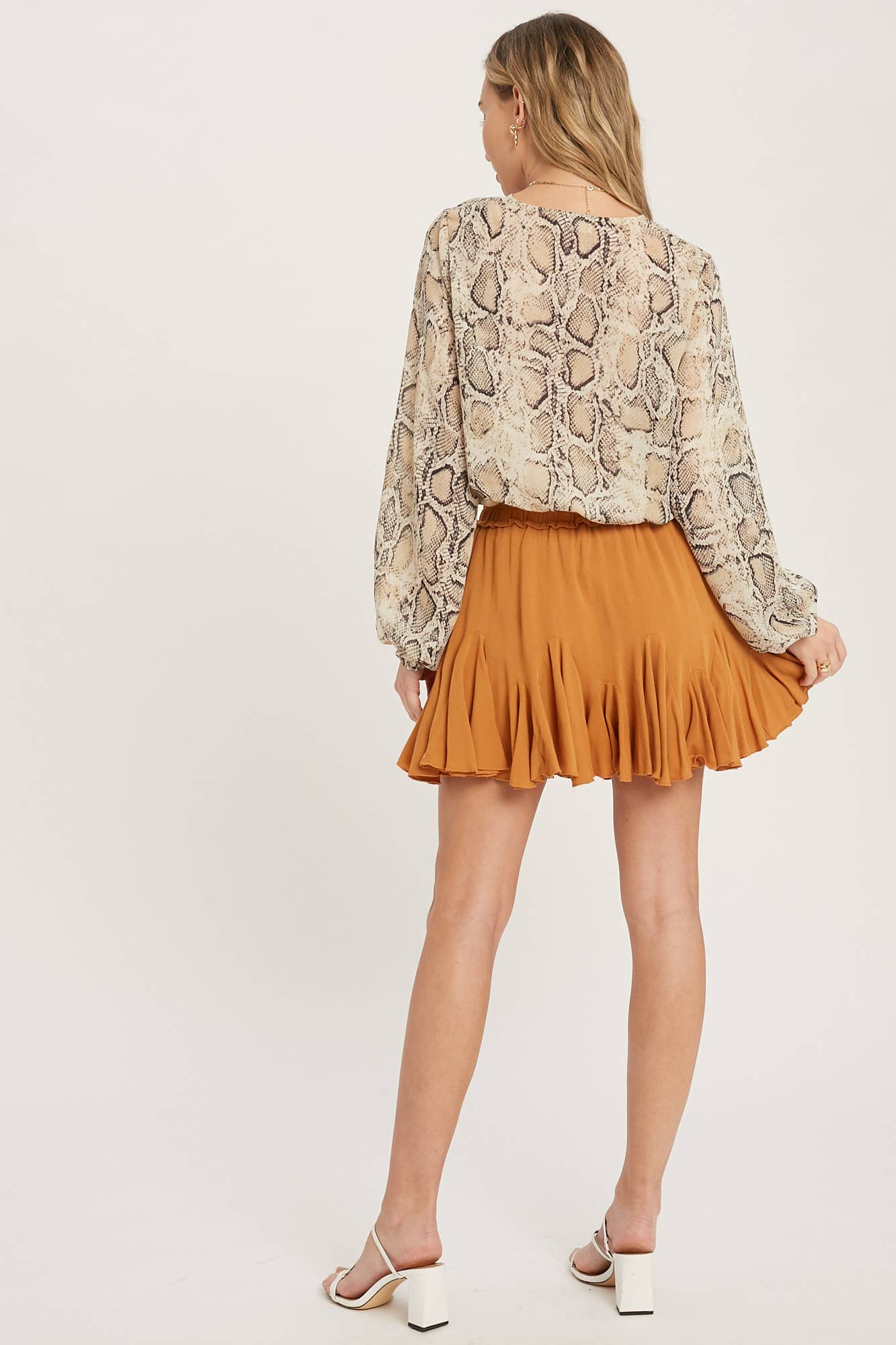 RUFFLED SWING SKIRT