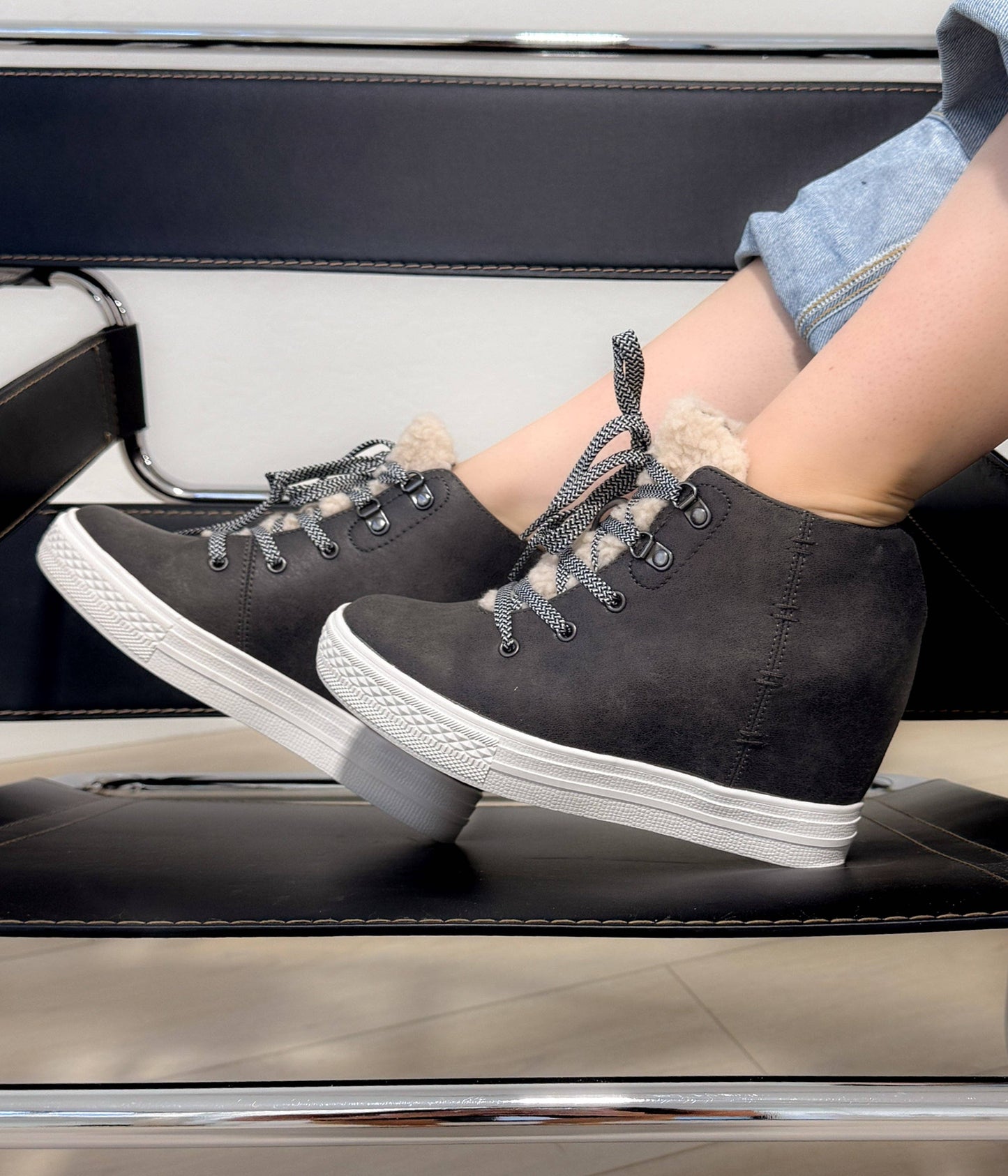 Tiburon Sneaker Wedge