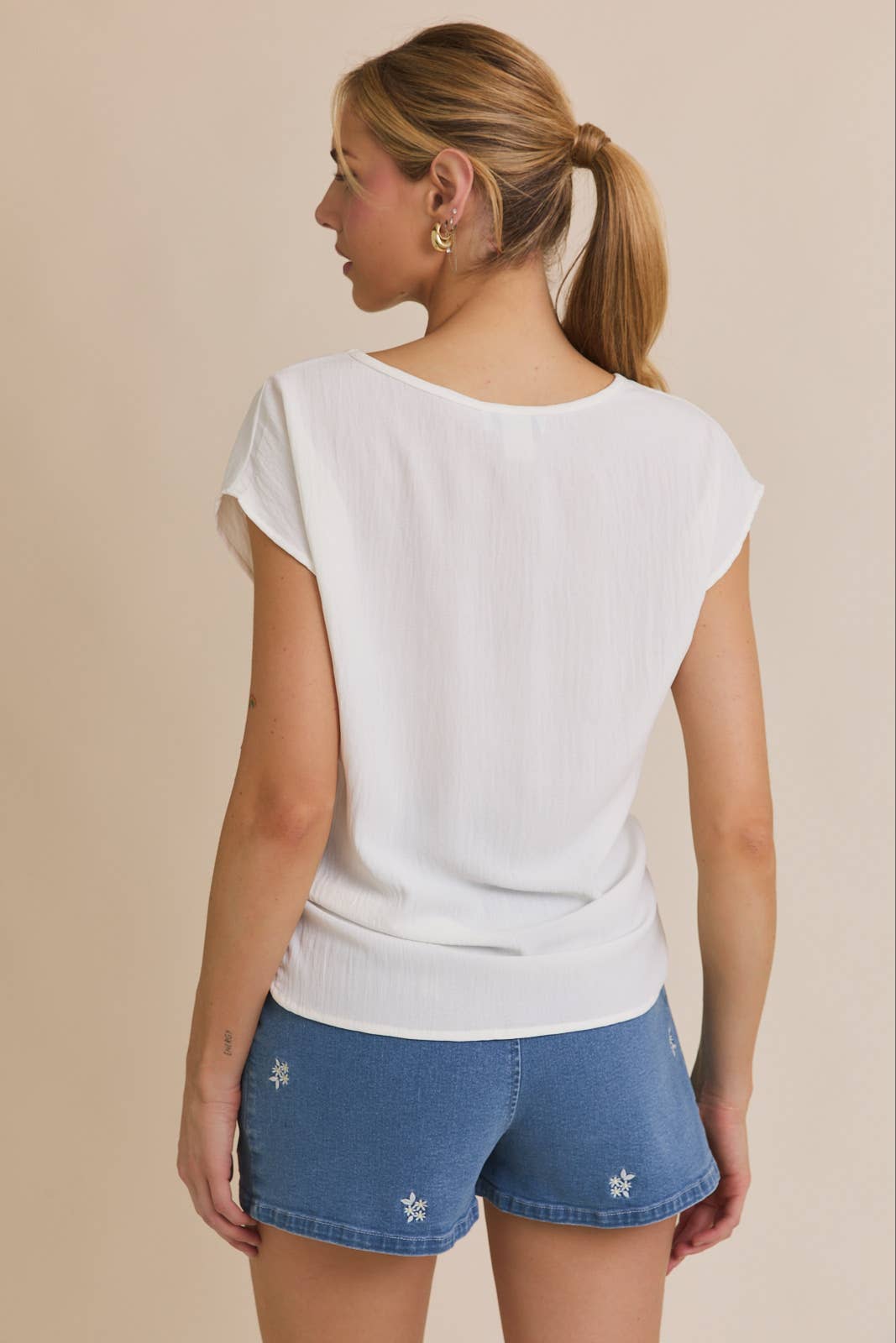 TWIST DETAIL TOP