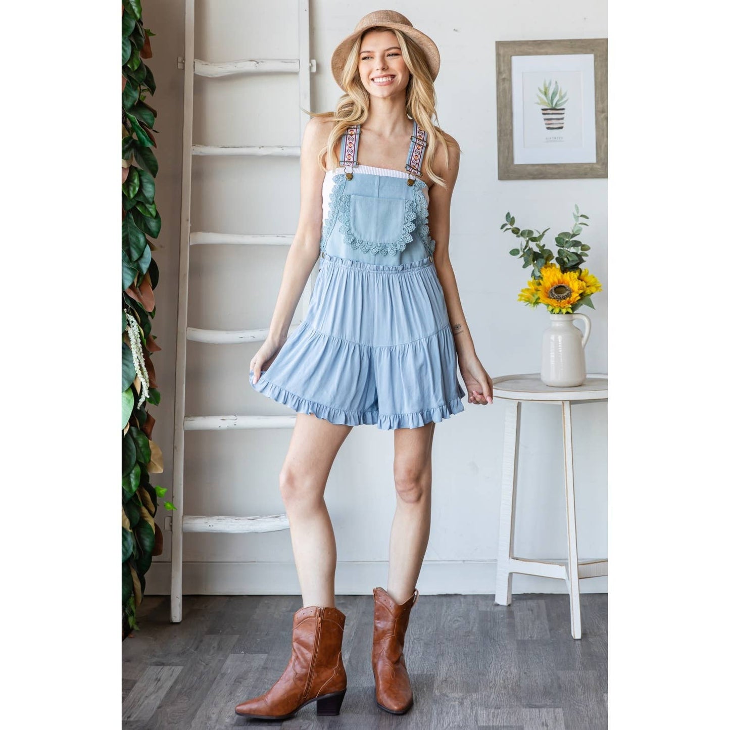OVERALL SHORTS ROMPER