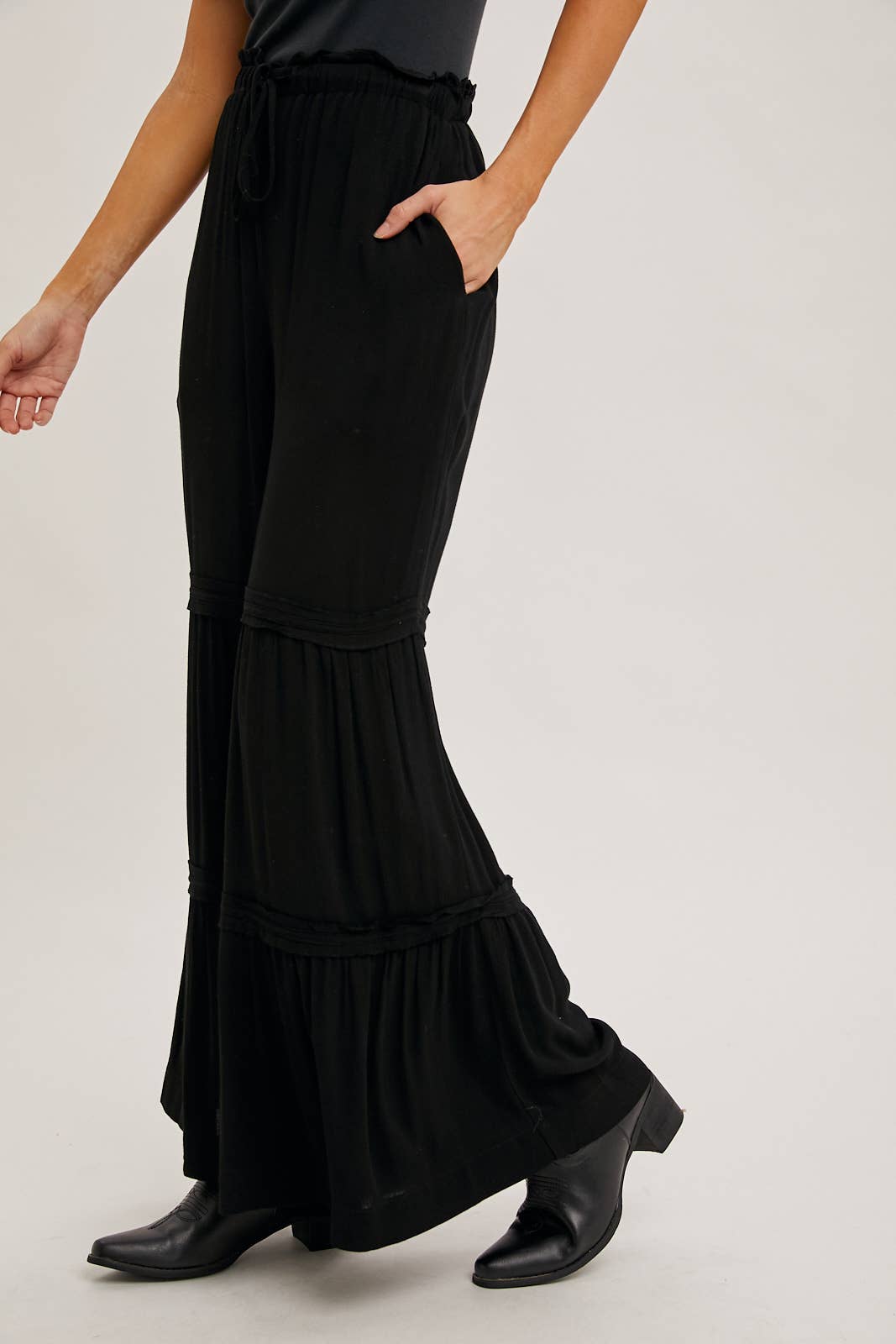 DRAWSTRING TIERED PALAZZO PANTS
