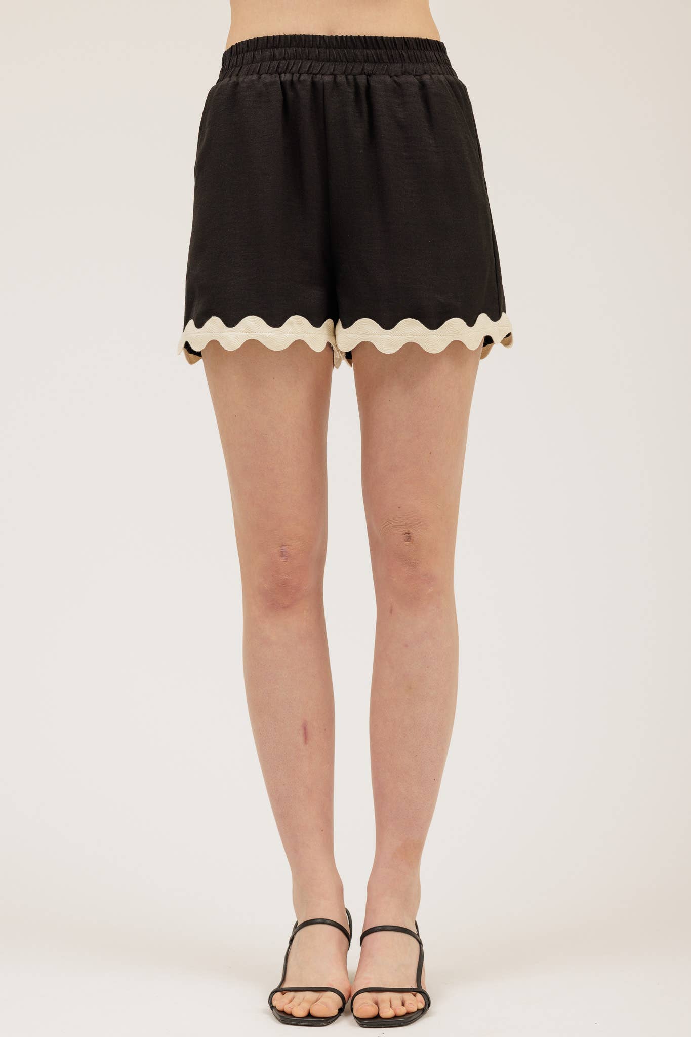 WAVY HEM SHORT SET