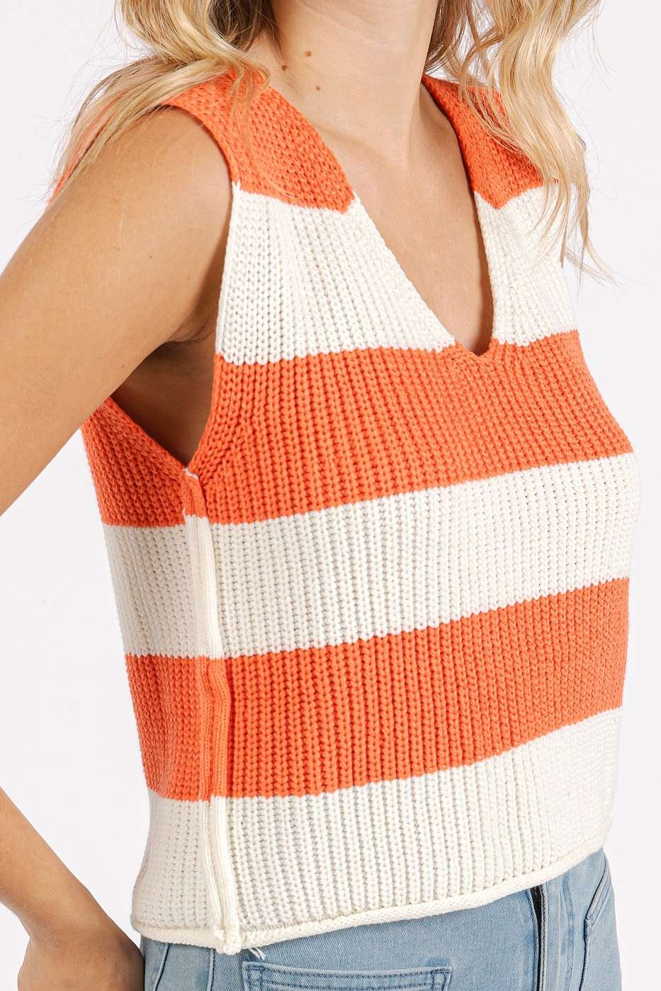 STRIPED SWEATER TOP