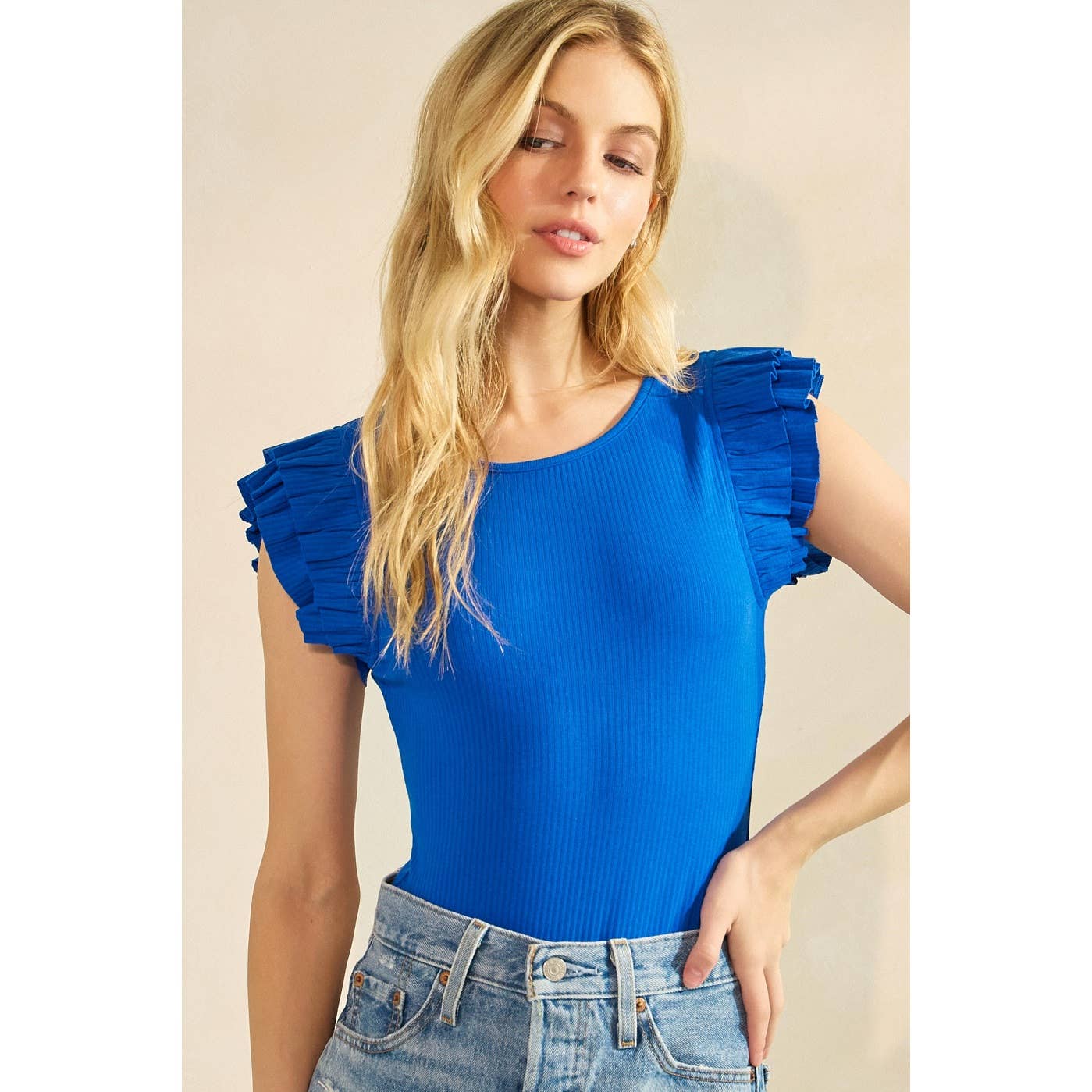 RUFFLE SLEEVE BODYSUIT