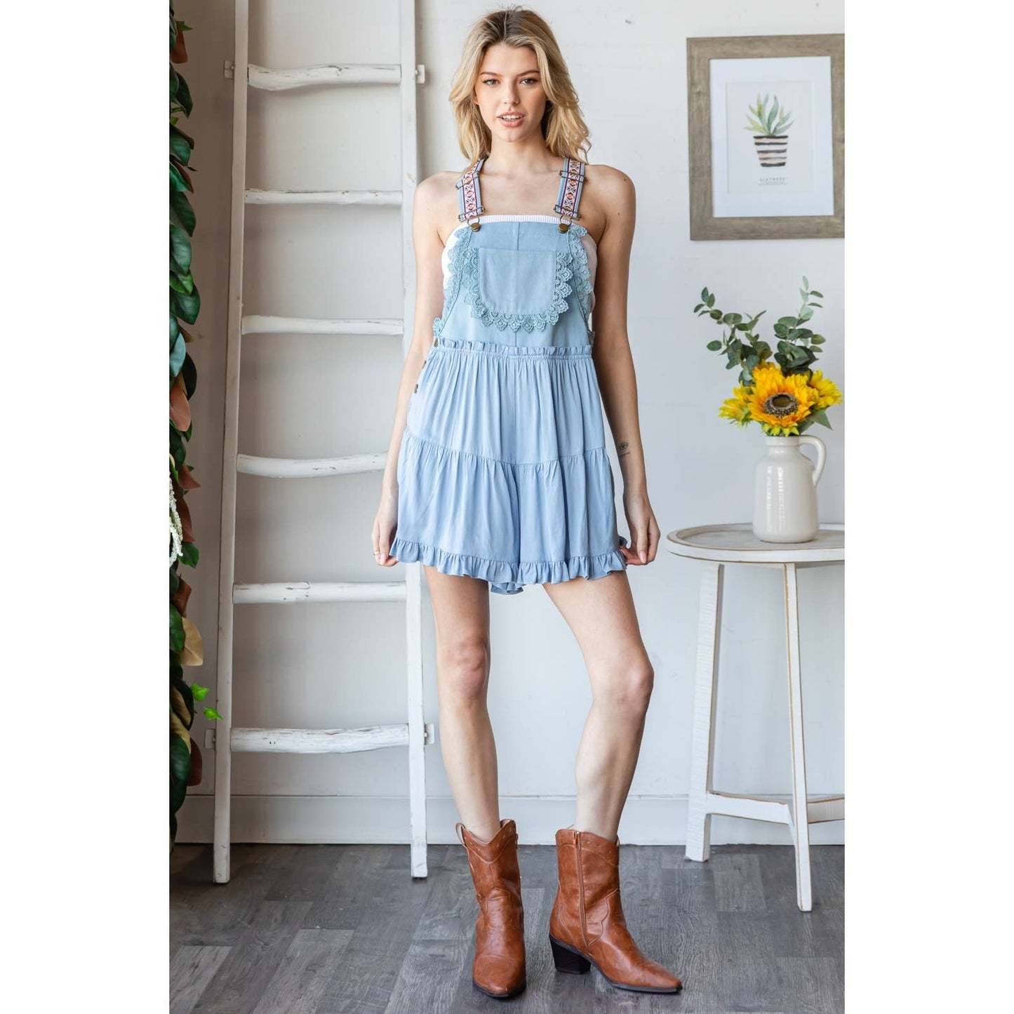 OVERALL SHORTS ROMPER