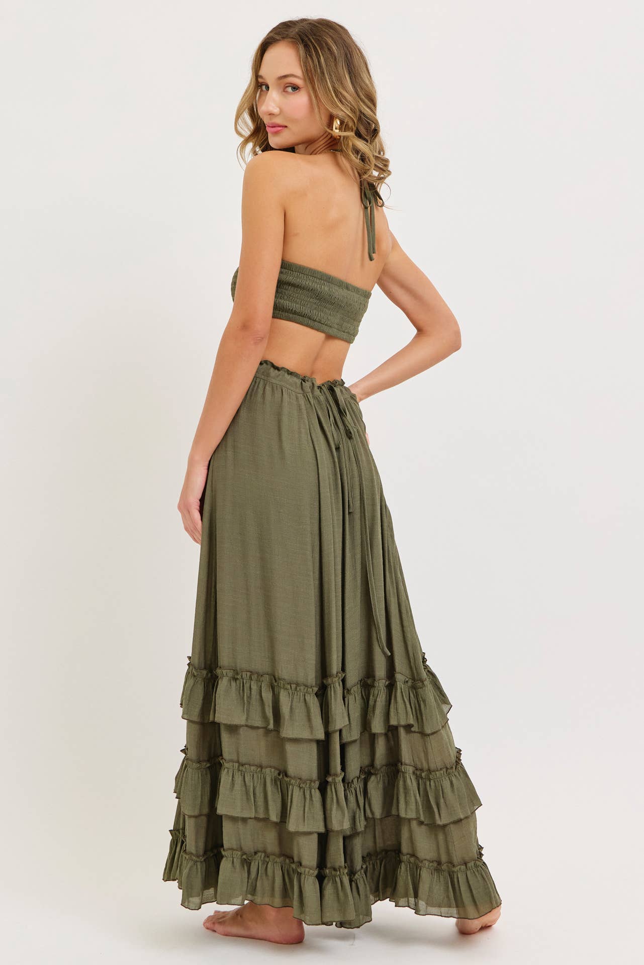 HALTER RUFFLED MAXI DRESS