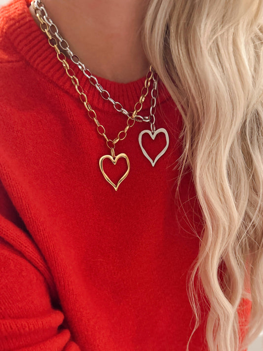 HOLLOW HEART NECKLACE