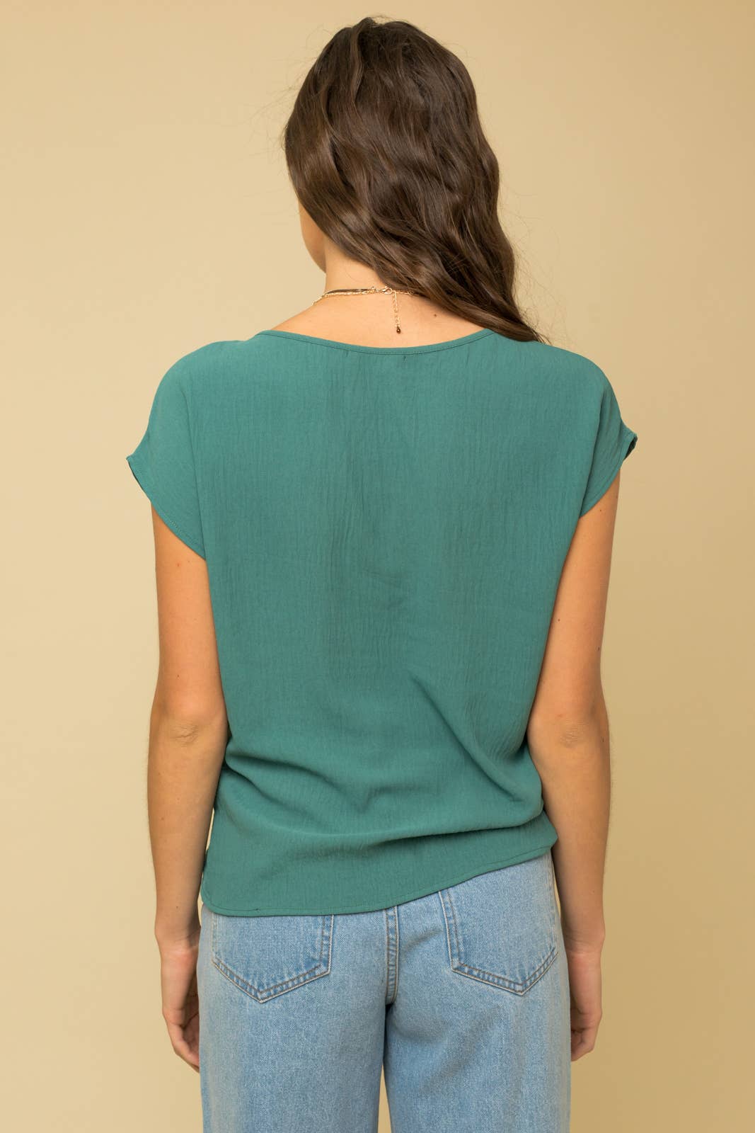 TWIST DETAIL TOP