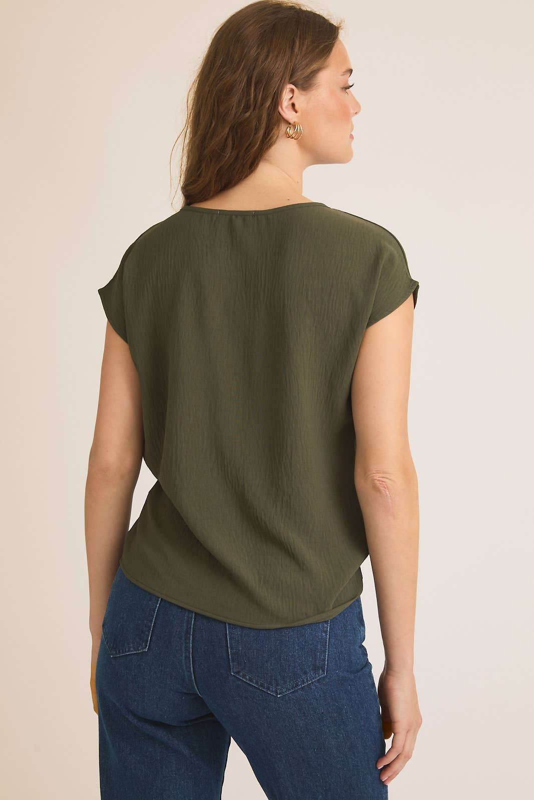 TWIST DETAIL TOP