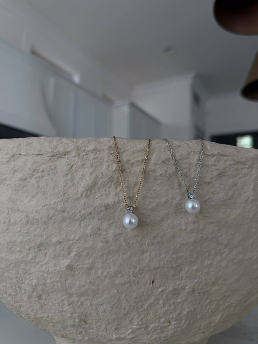 GIA NECKLACE