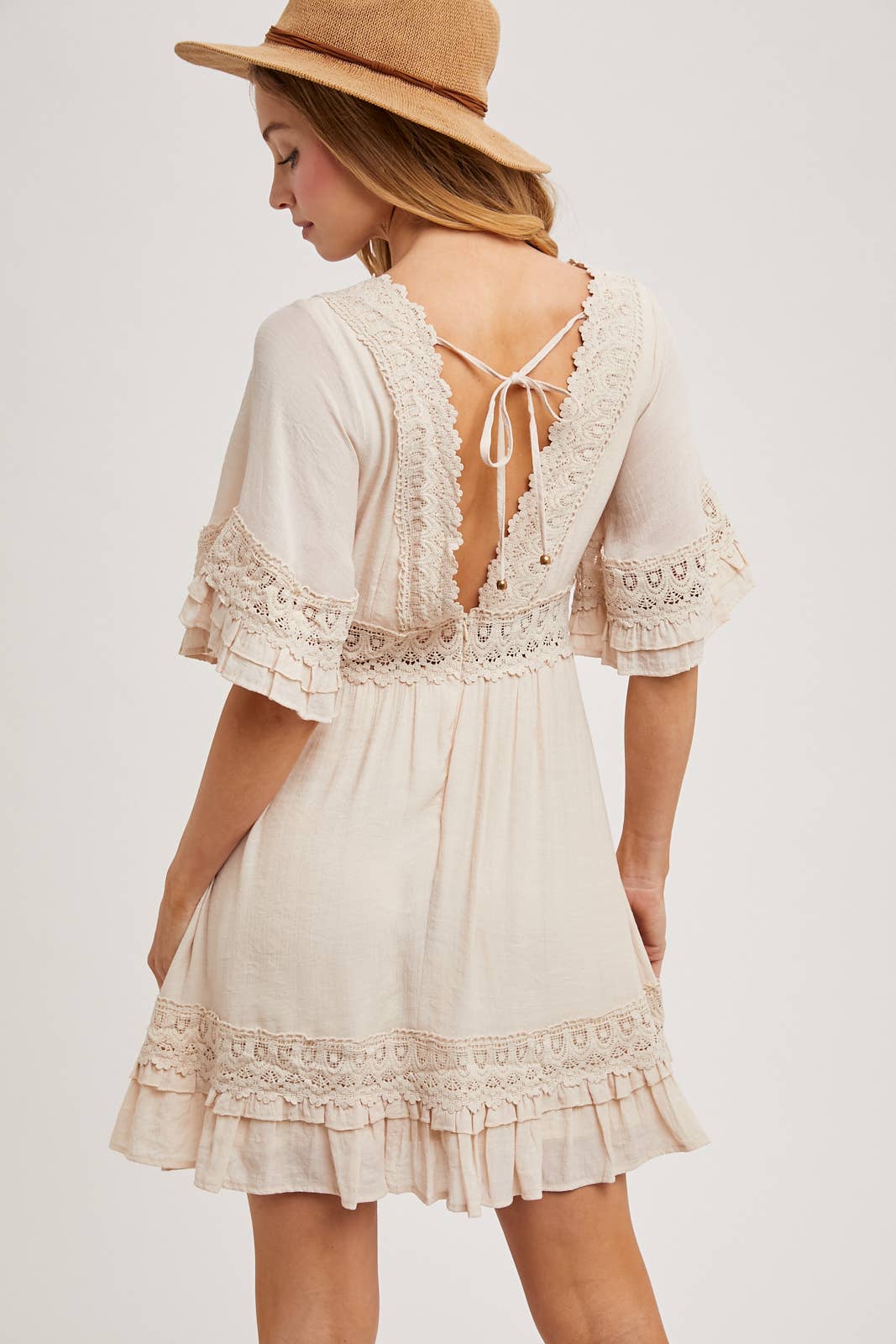 LACE OPEN BACK DRESS