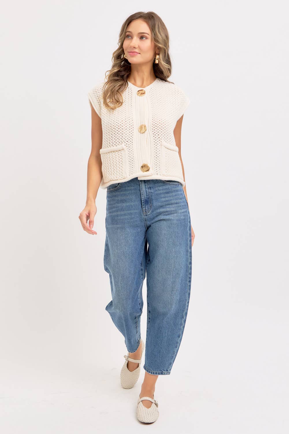 BUTTONED KNIT VEST