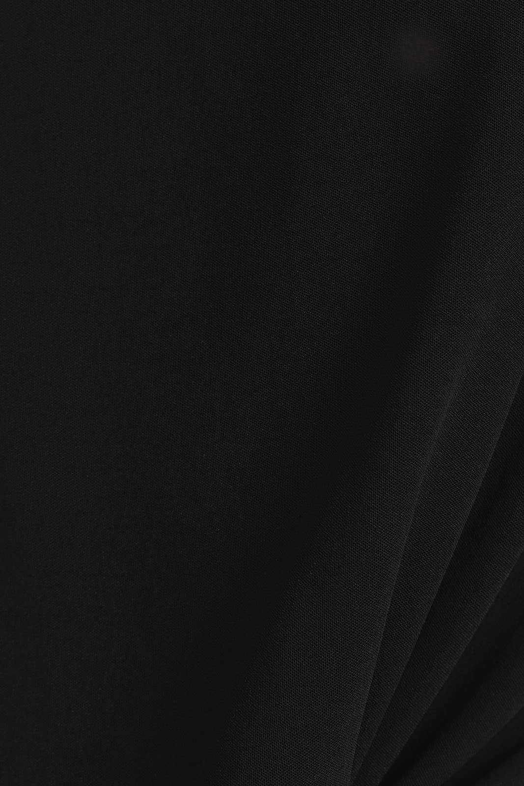 TWIST DETAIL TOP