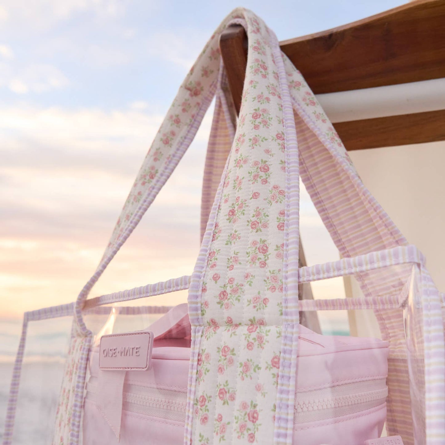 Case-Mate Quilted Ditsy Floral Jelly Tote