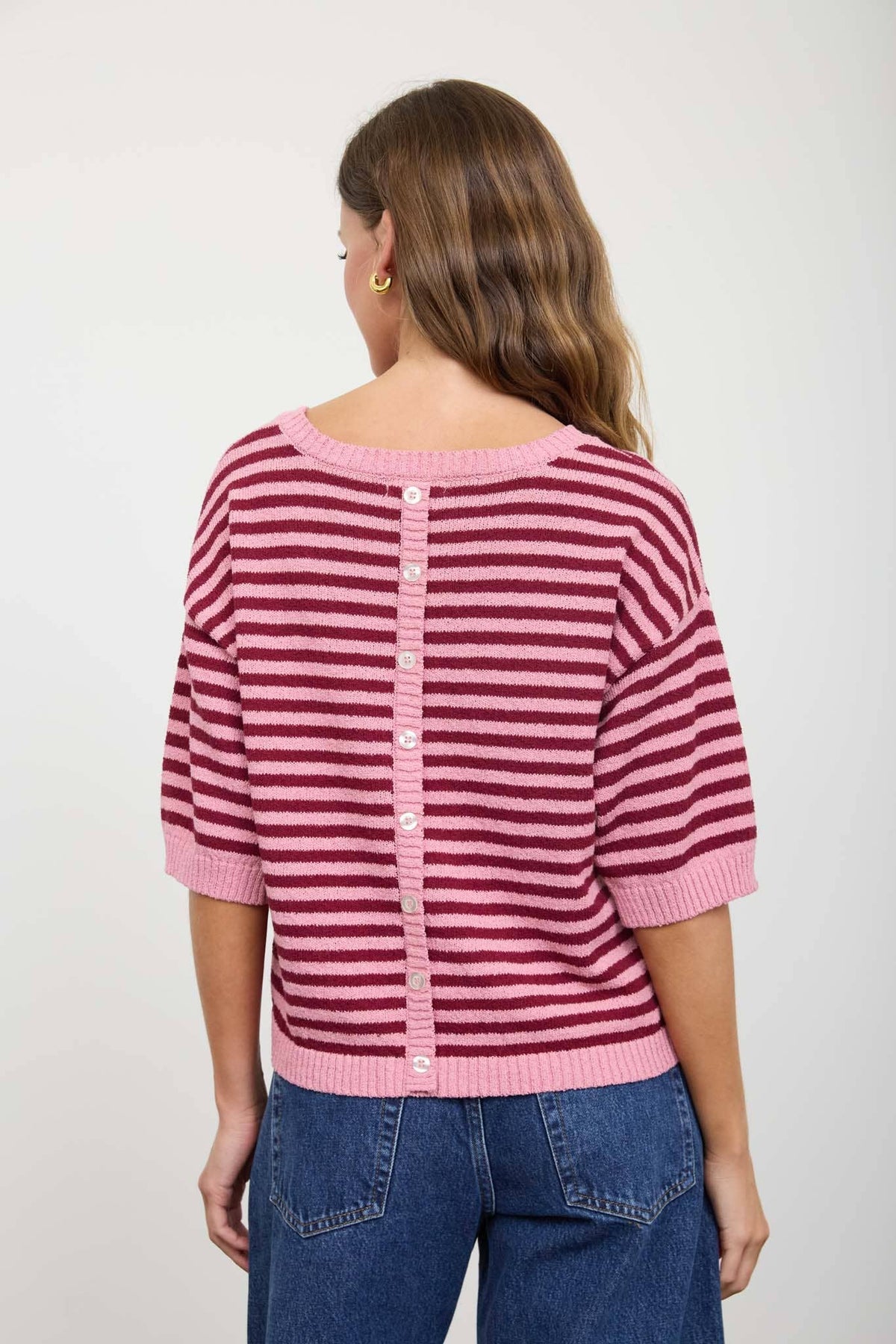 STRIPE SHORT SLEEVE SWEATER