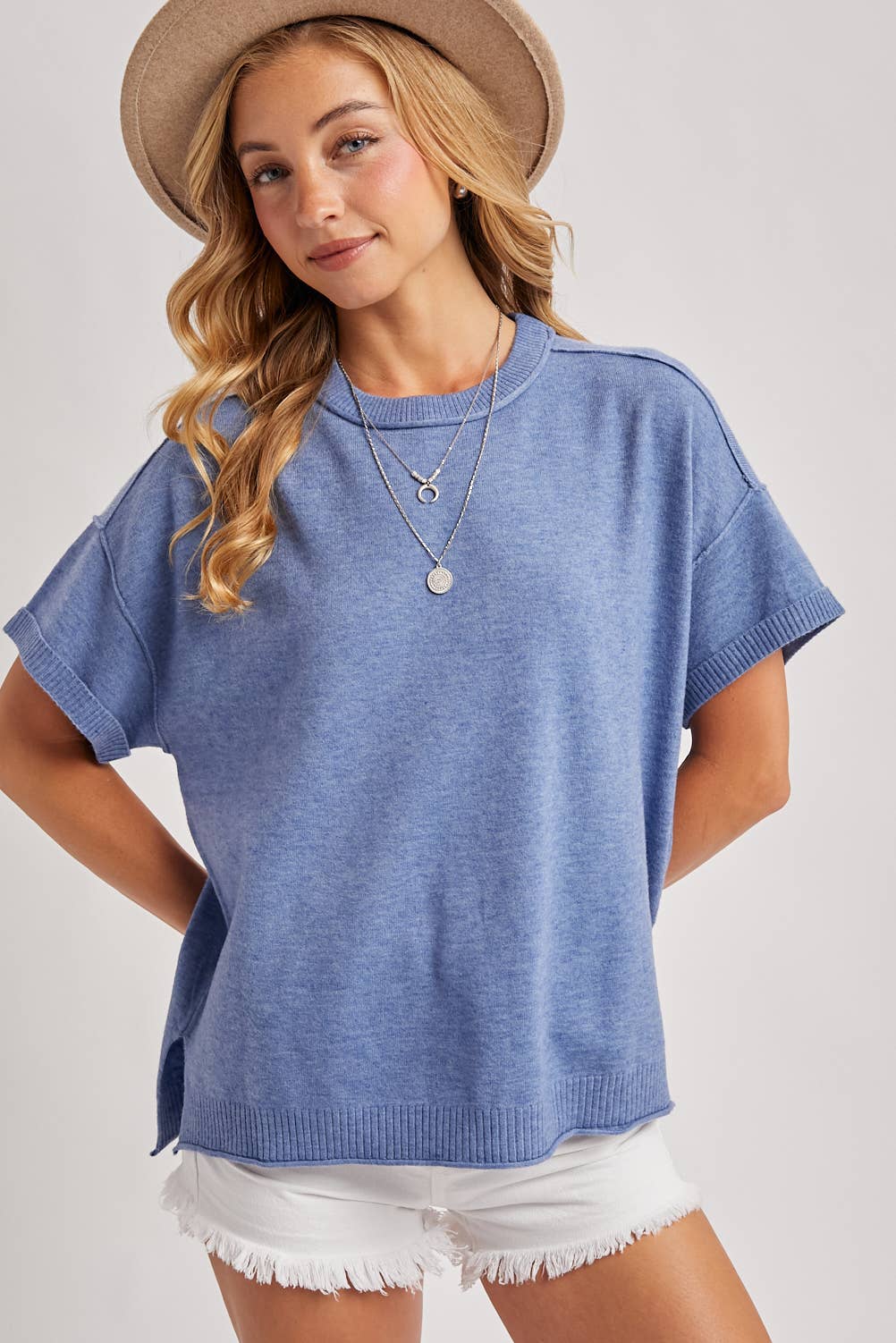CREW NECK KNIT TOP