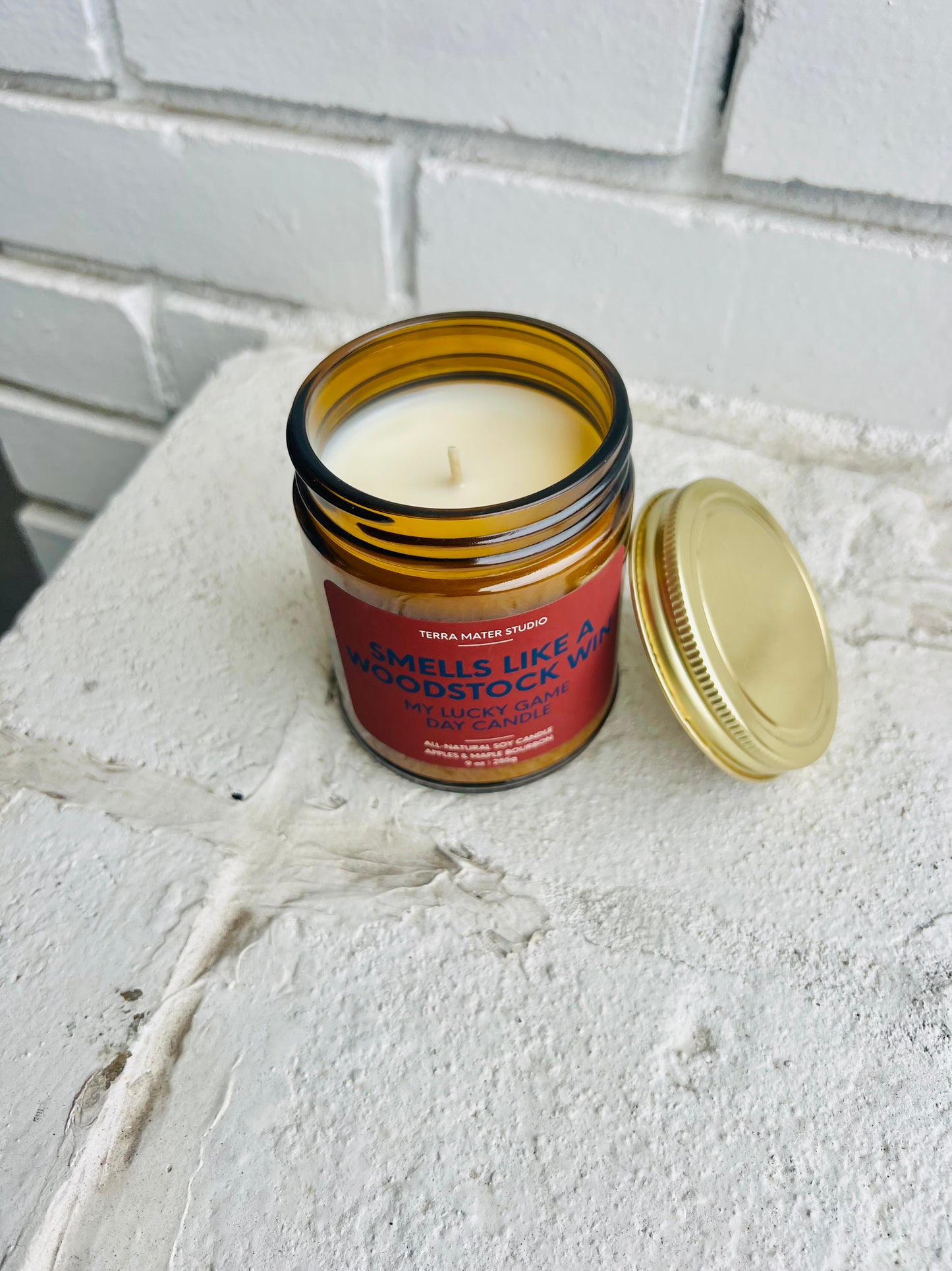 Smells Like A Woodstock Win Candle