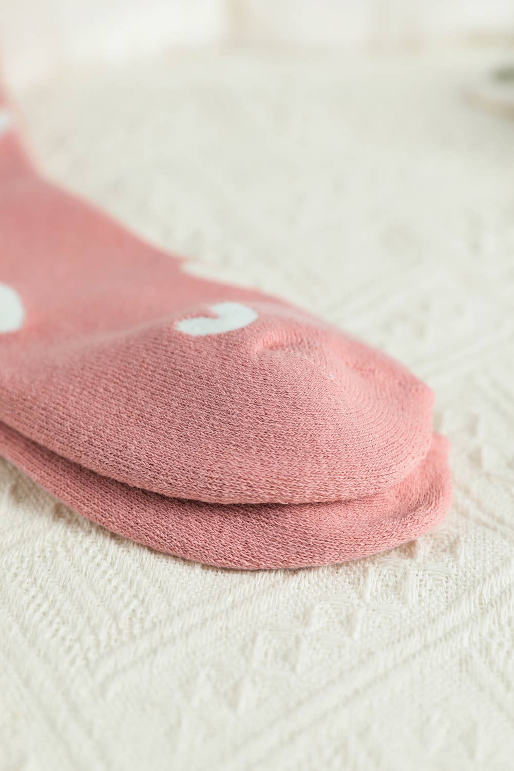 Ribbed Heart Crew Socks