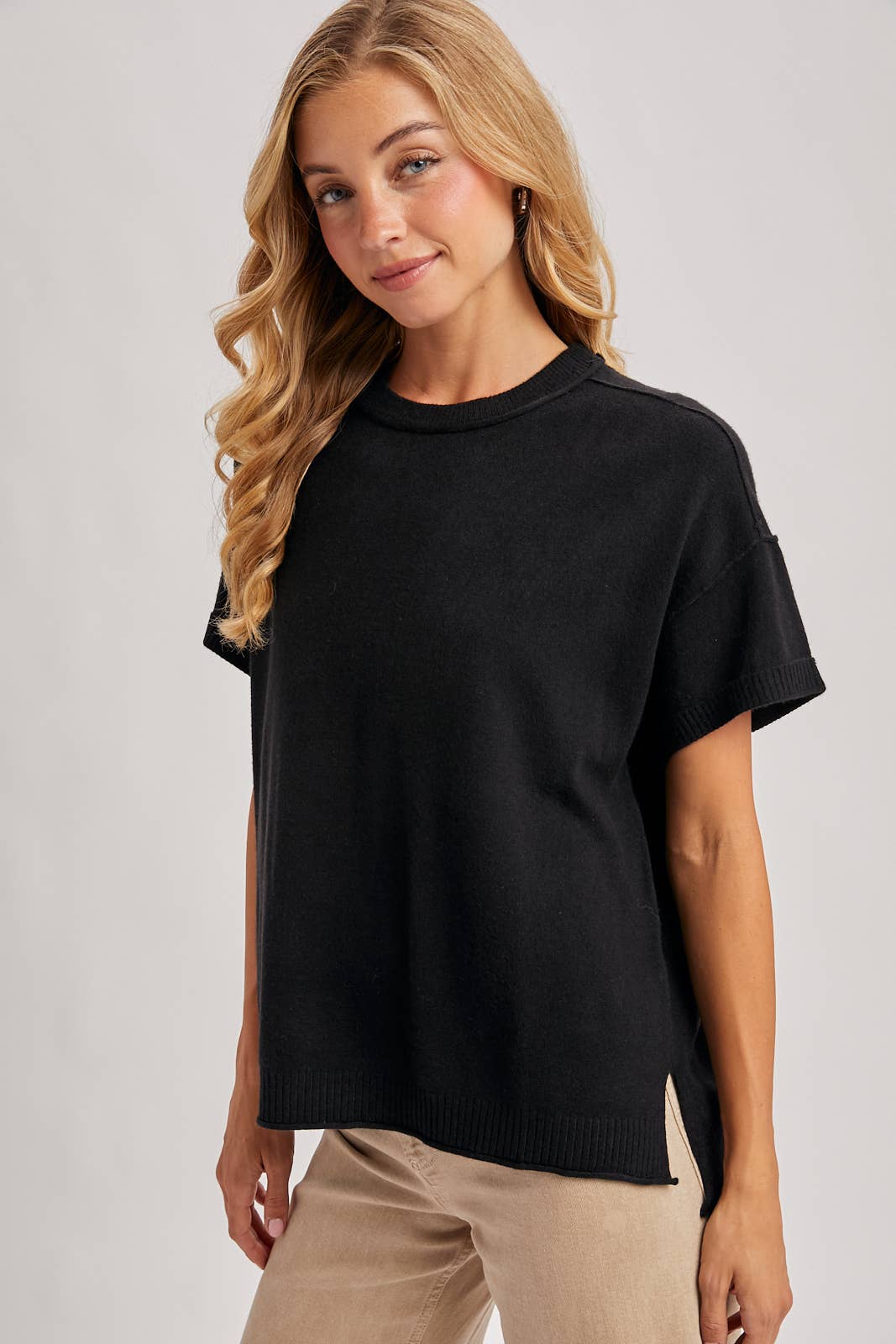 CREW NECK KNIT TOP