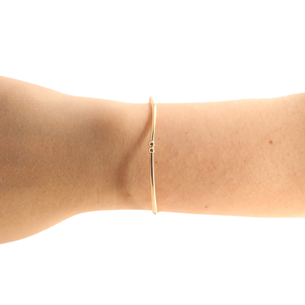 Mollie Bar Bracelet in Gold: Petite 6.25 inch