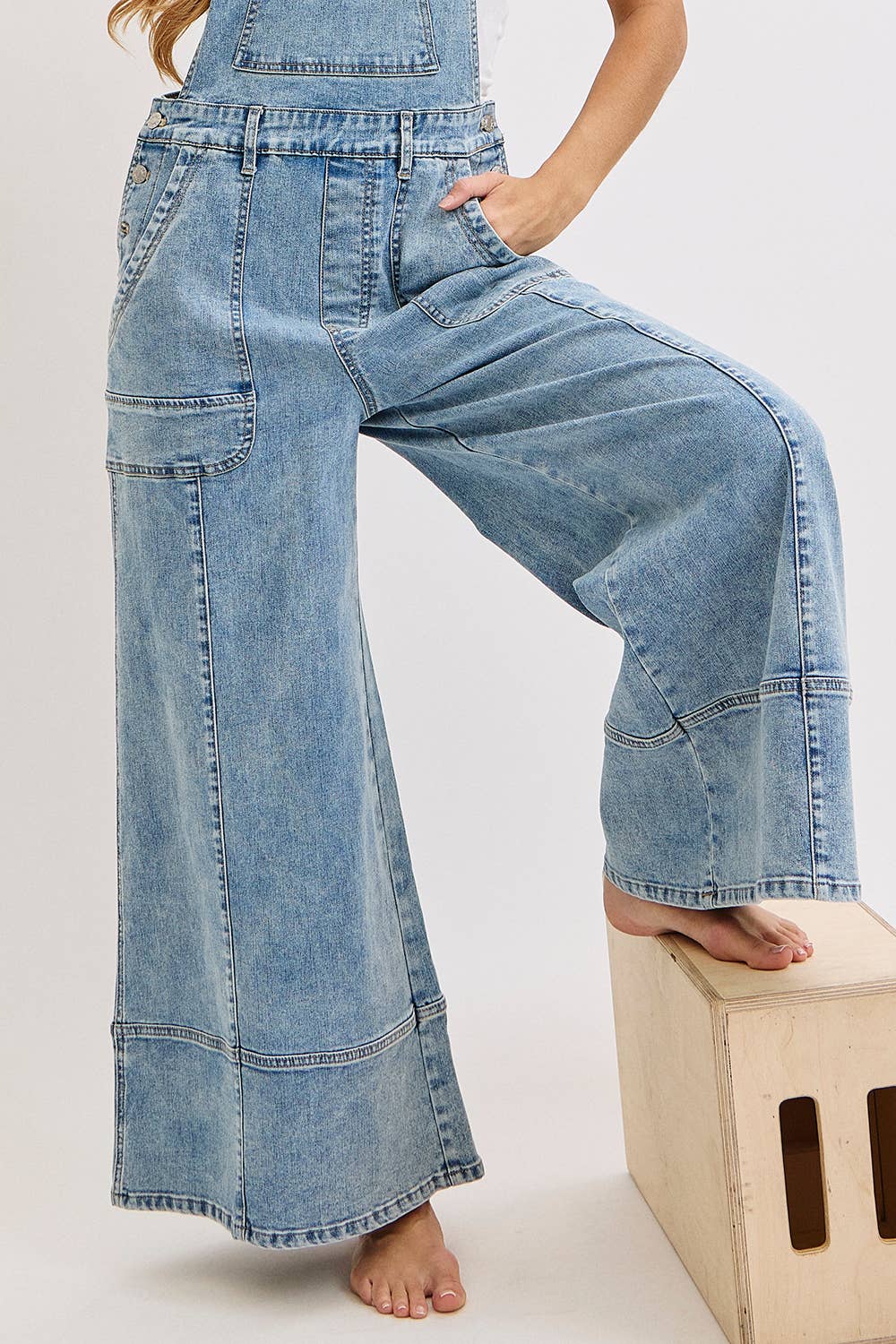 WIDE-LEG DENIM OVERALLS