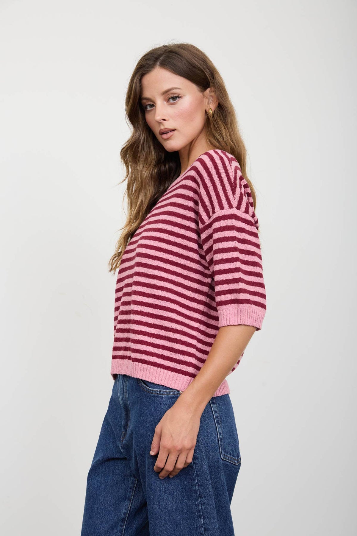 STRIPE SHORT SLEEVE SWEATER