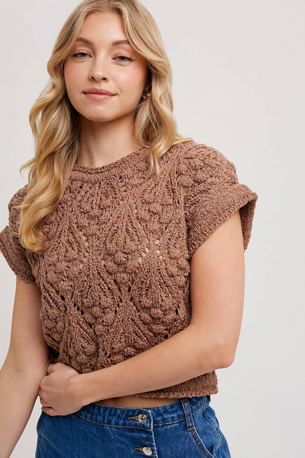 KNIT SHORT SLEEVED SWEATER