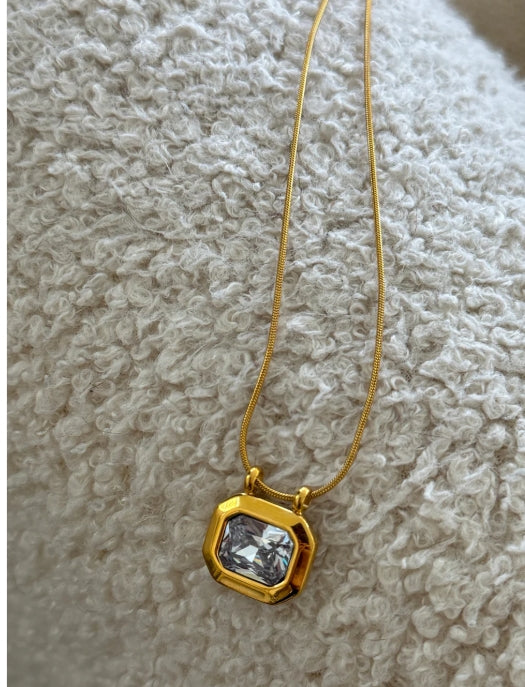 Daisy Necklace