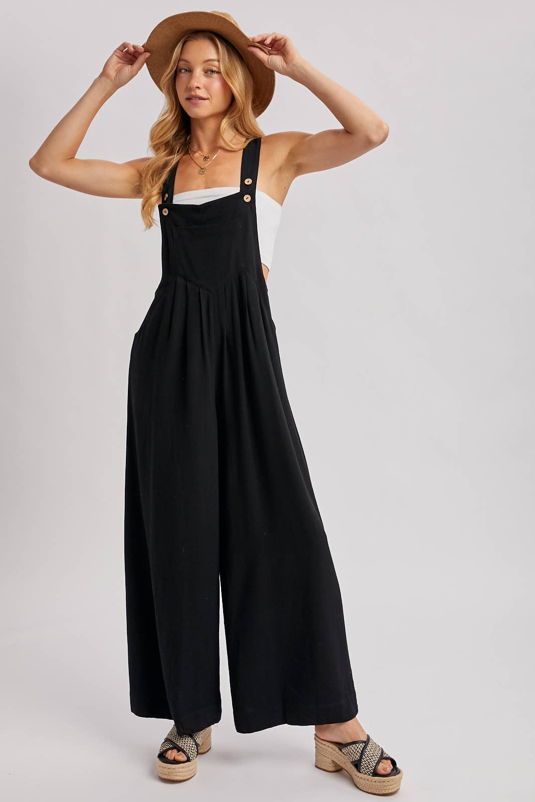 FLOWY OVERALL JUMPSUIT