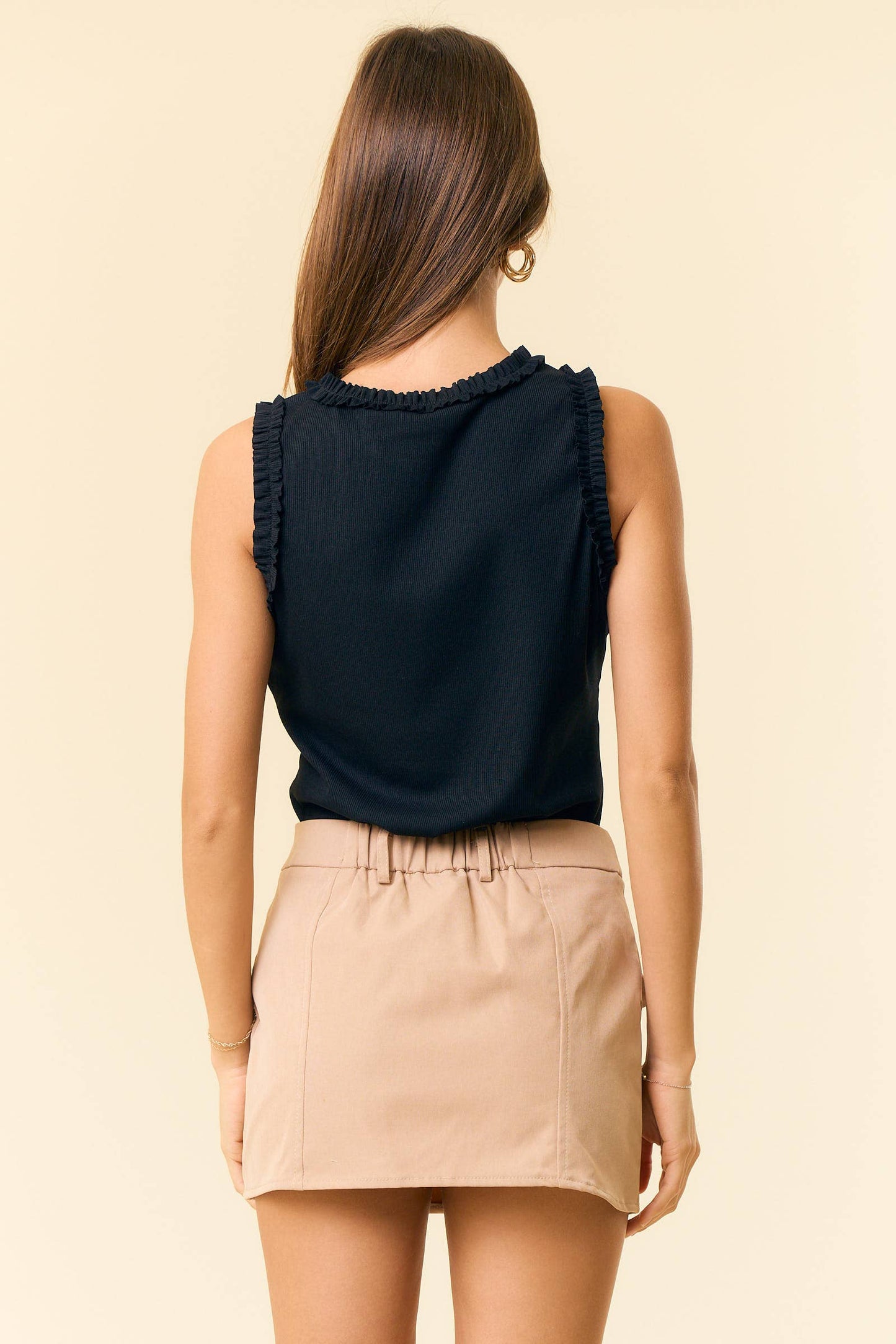 TANK W/RUFFLE TRIM
