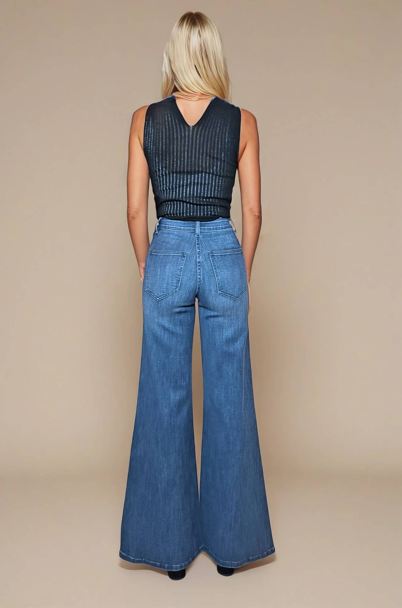 WIDE LEG WASHED JEANS