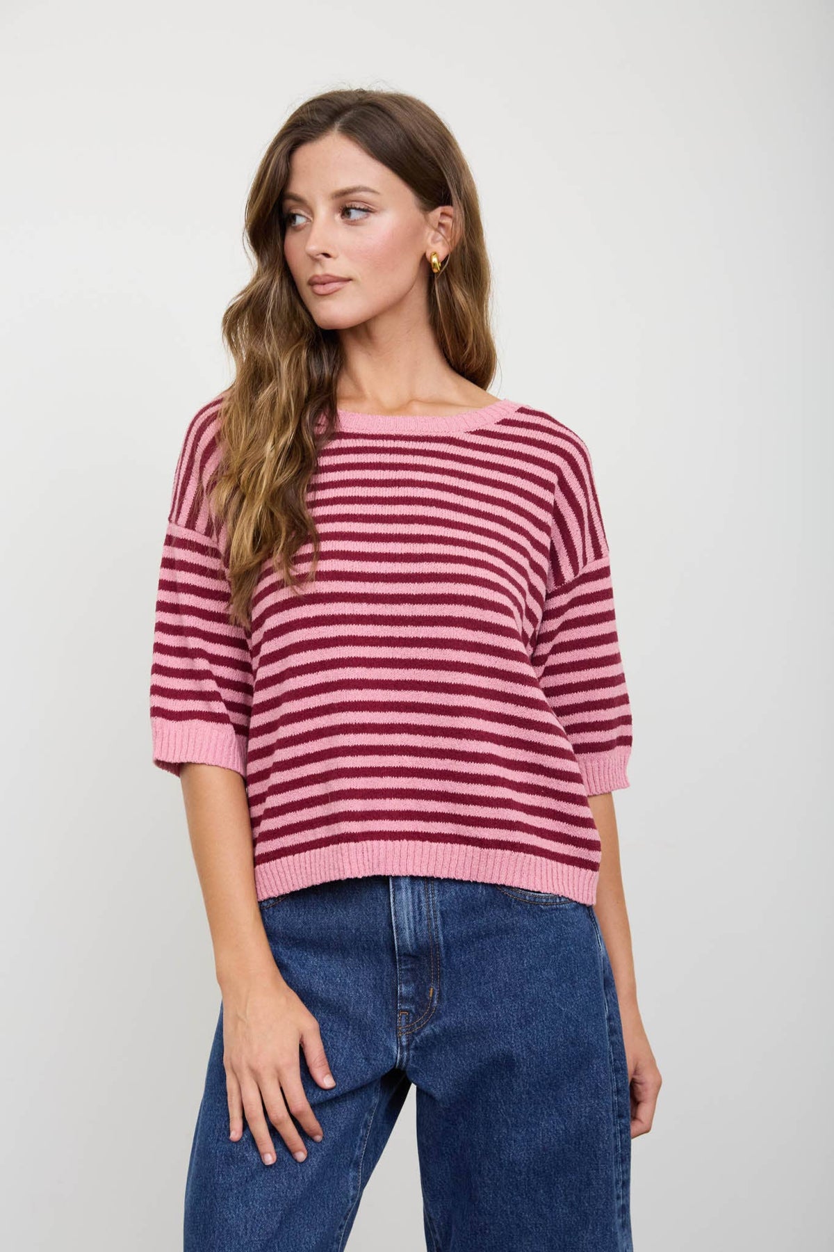 STRIPE SHORT SLEEVE SWEATER