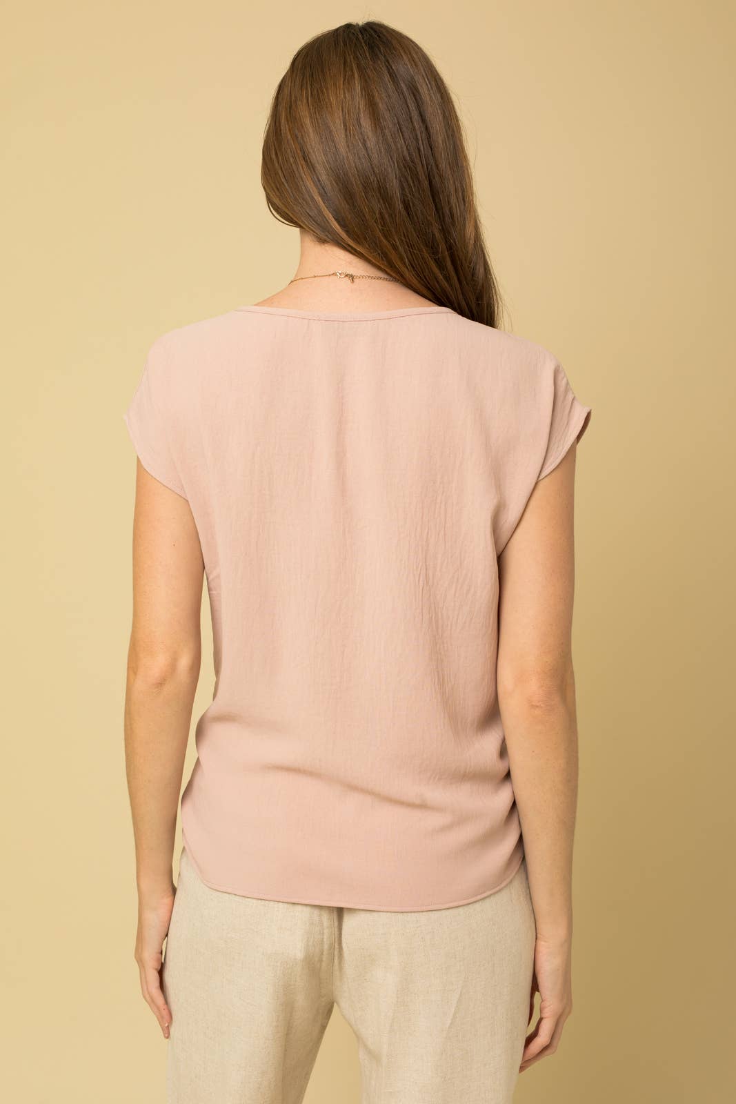 TWIST DETAIL TOP