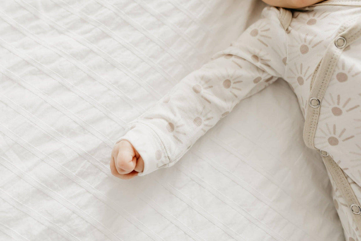Newborn Knot Gown-Shine