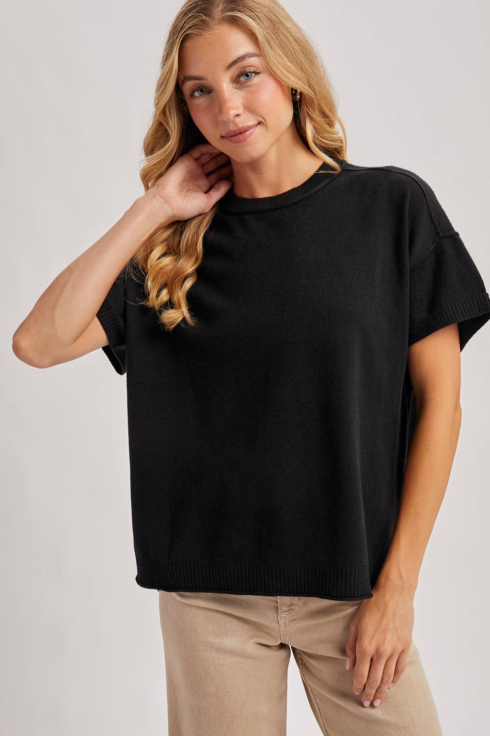 CREW NECK KNIT TOP