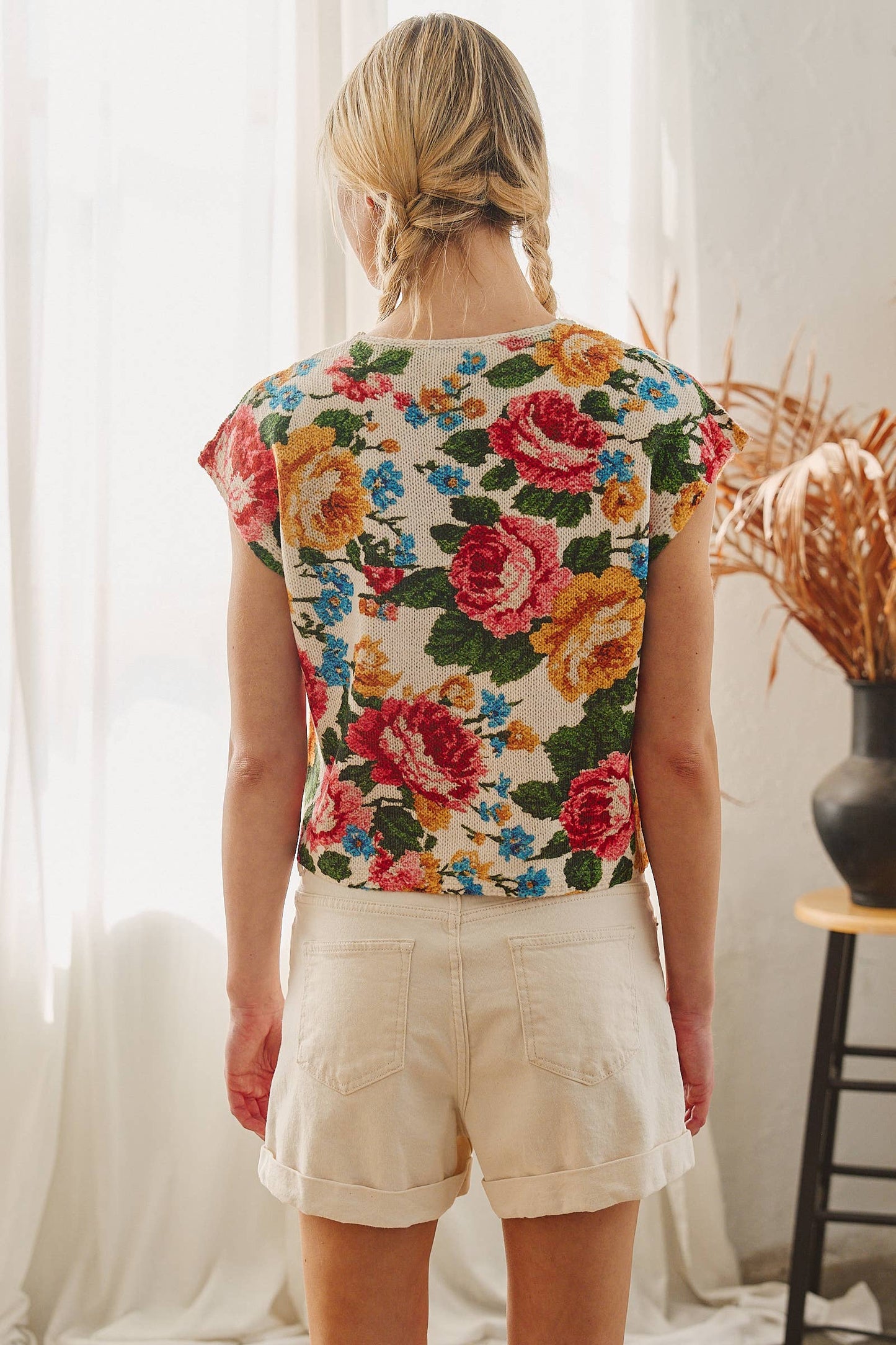 FLORAL TAPESTRY TOP