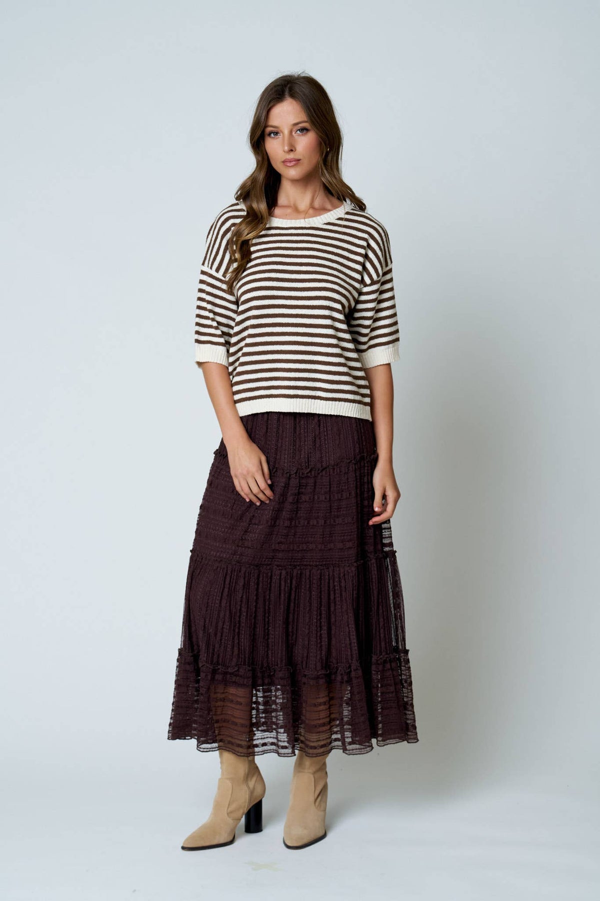 STRIPE SHORT SLEEVE SWEATER