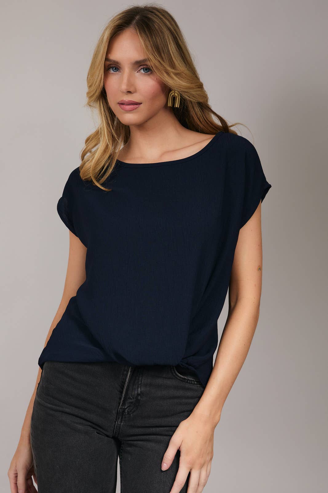 TWIST DETAIL TOP