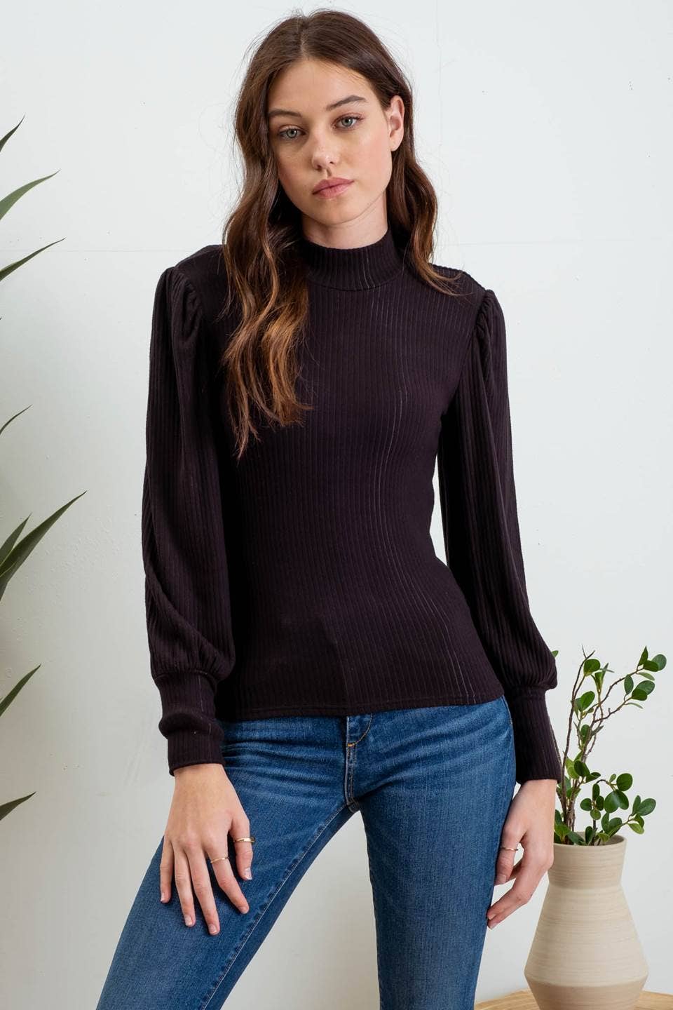 MOCK NECK BACK BUTTON TOP