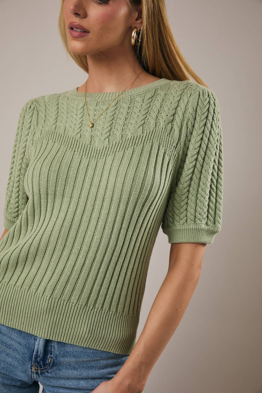 PUFF SLEEVE CABLE SWEATER