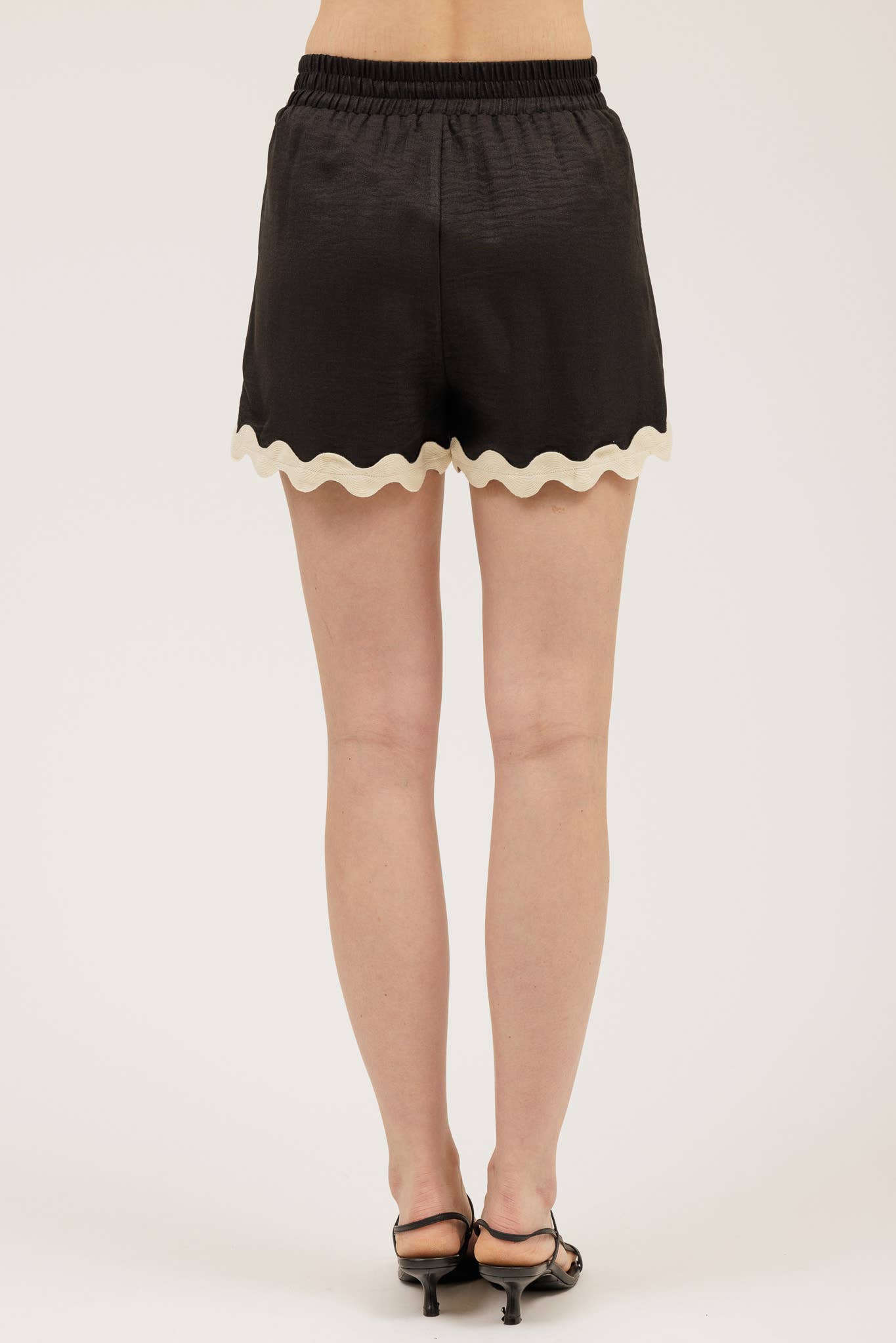 WAVY HEM SHORT SET