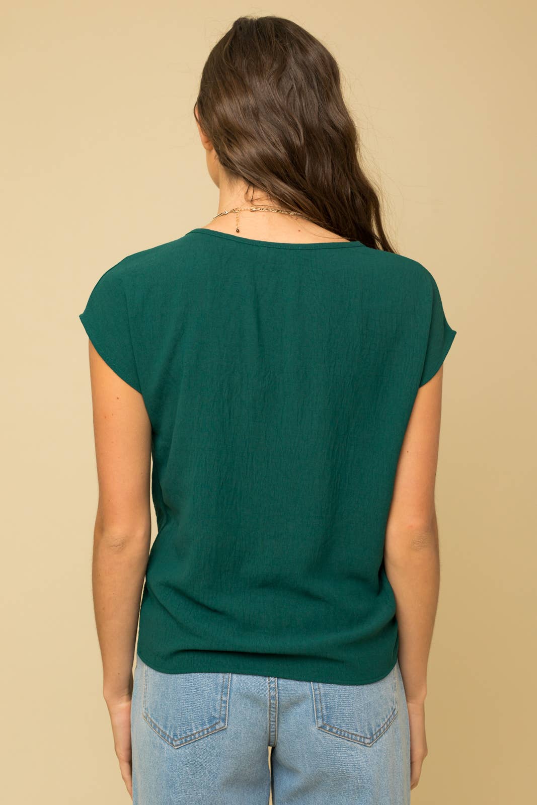 TWIST DETAIL TOP
