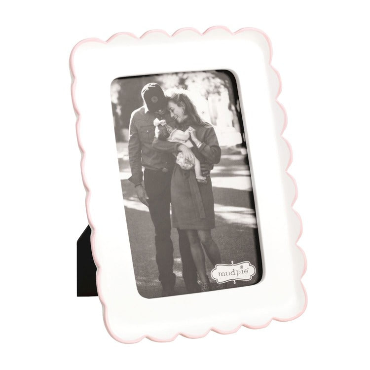 Pink Scalloped Resin Frame